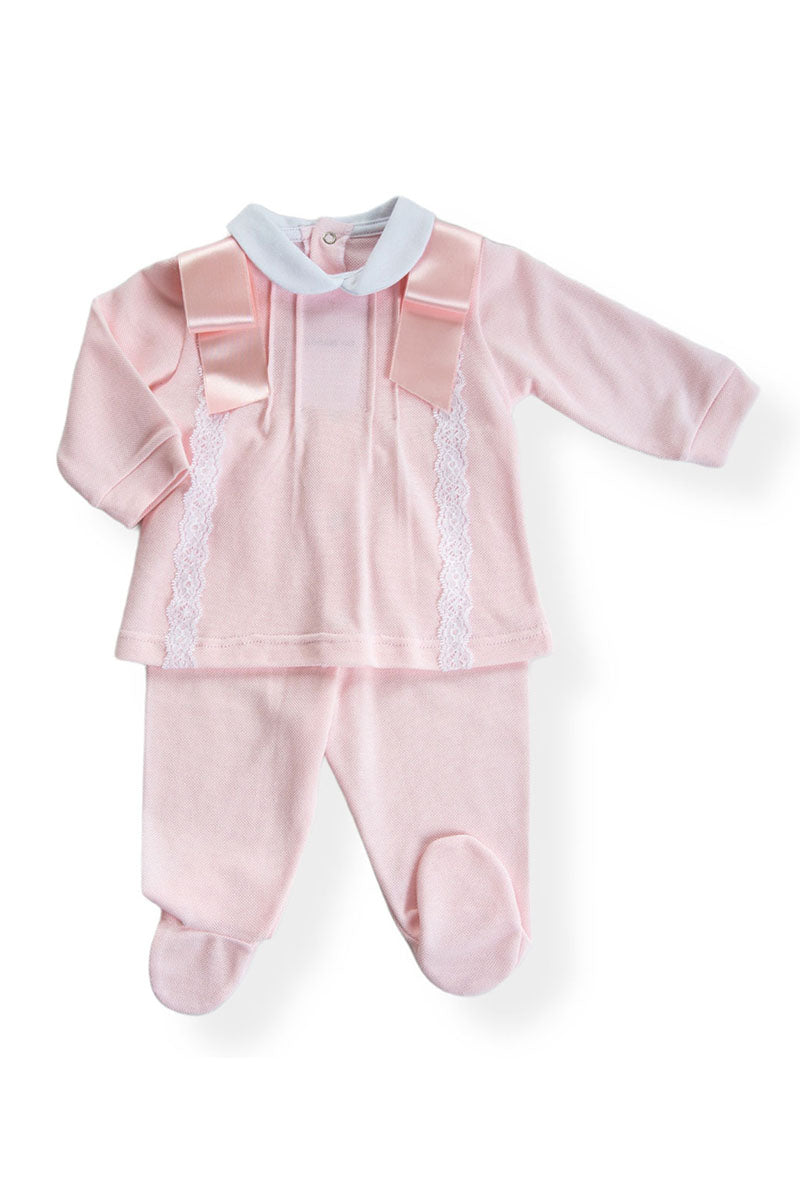 Completo 2 pezzi in piquet con pieghette, pizzo applicato e fiocchi in raso su spalla