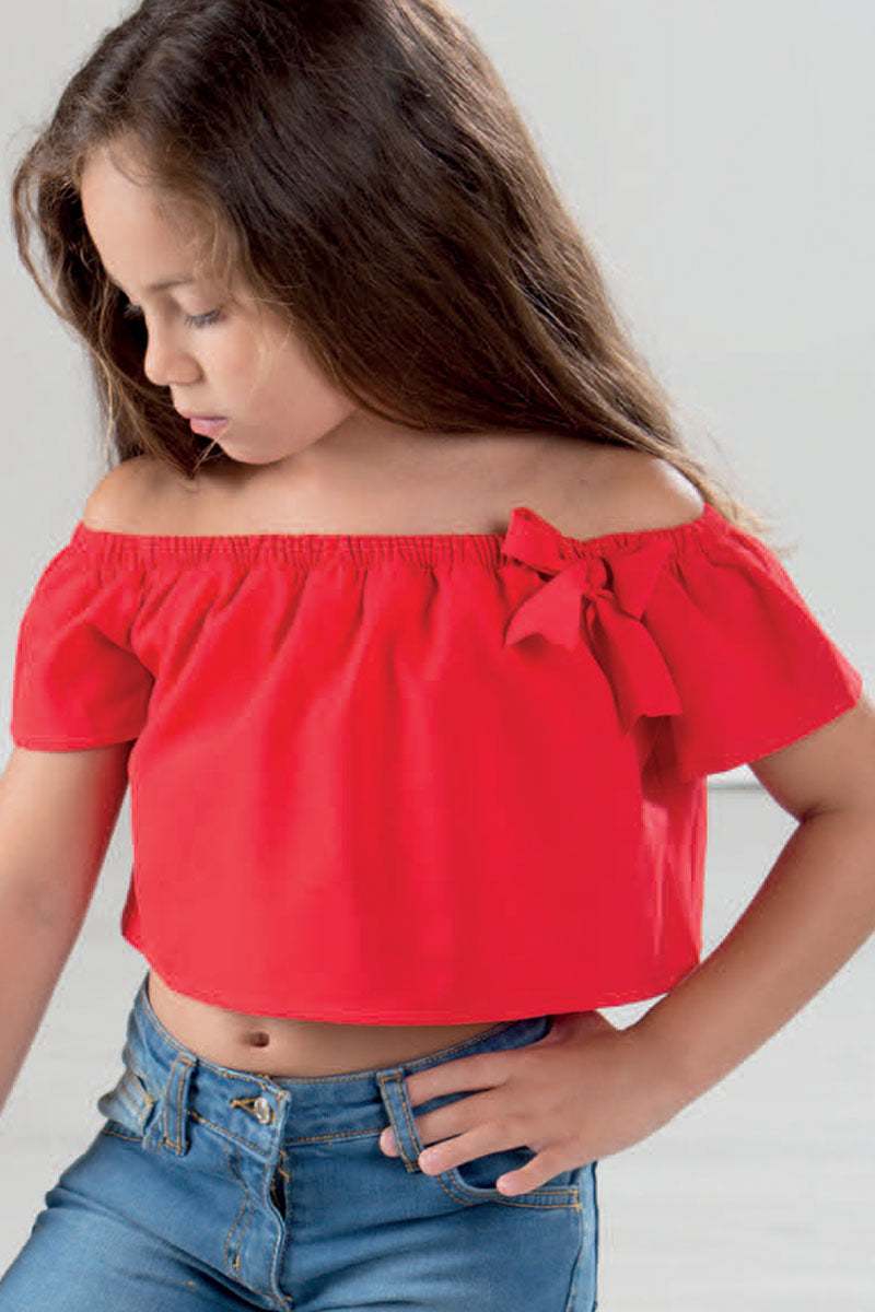 Top in crepe con rouches e fiocco applicato