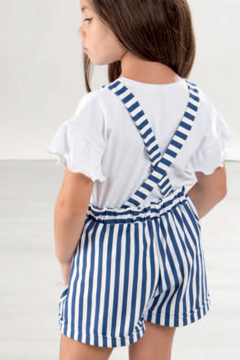 Salopette a pantaloncino in felpina rigata con balze e risvolti + t-shirt in jersey cotone con balze