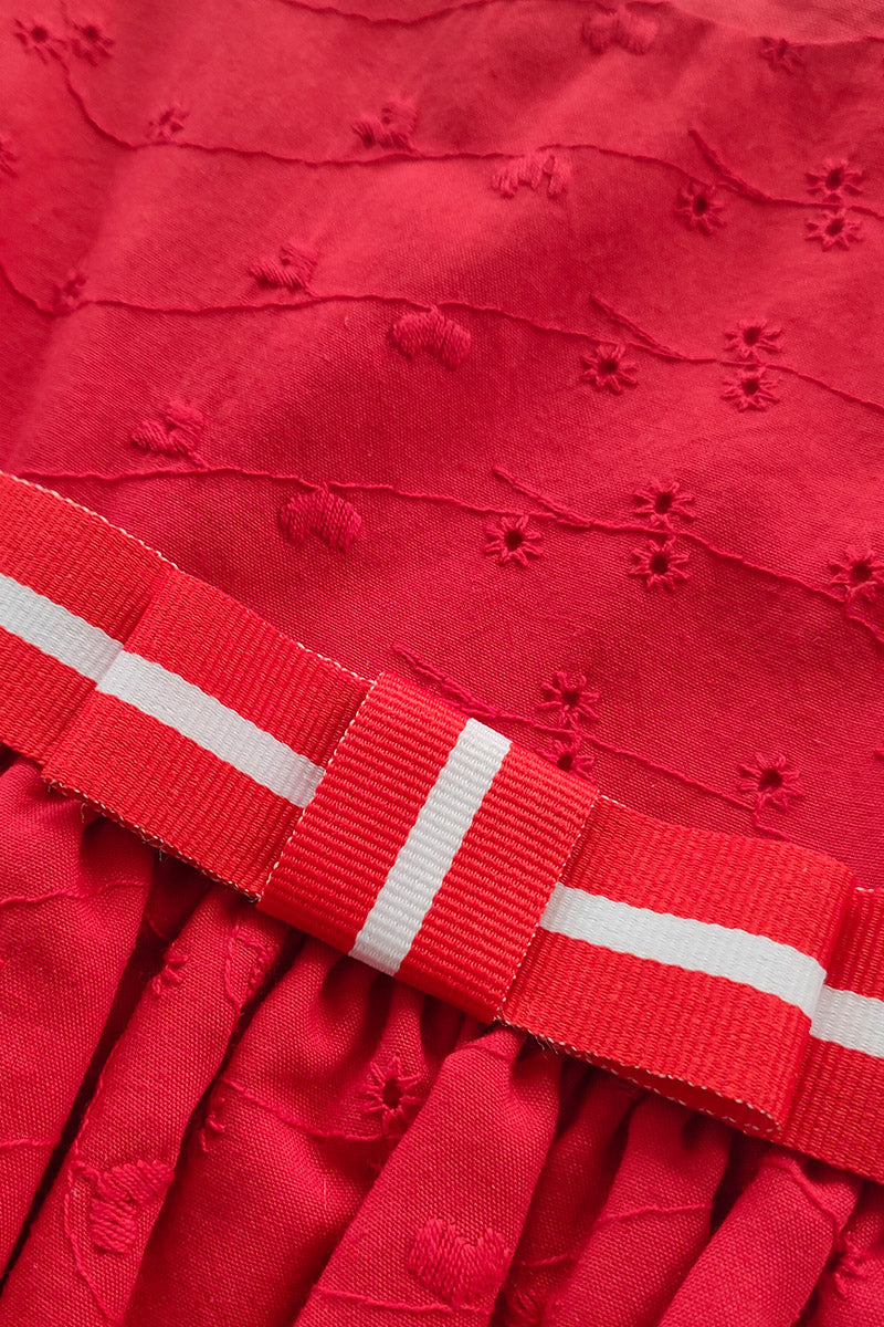 Vestitino in pizzo sangallo con balza, nastro e fiocco in gros grain