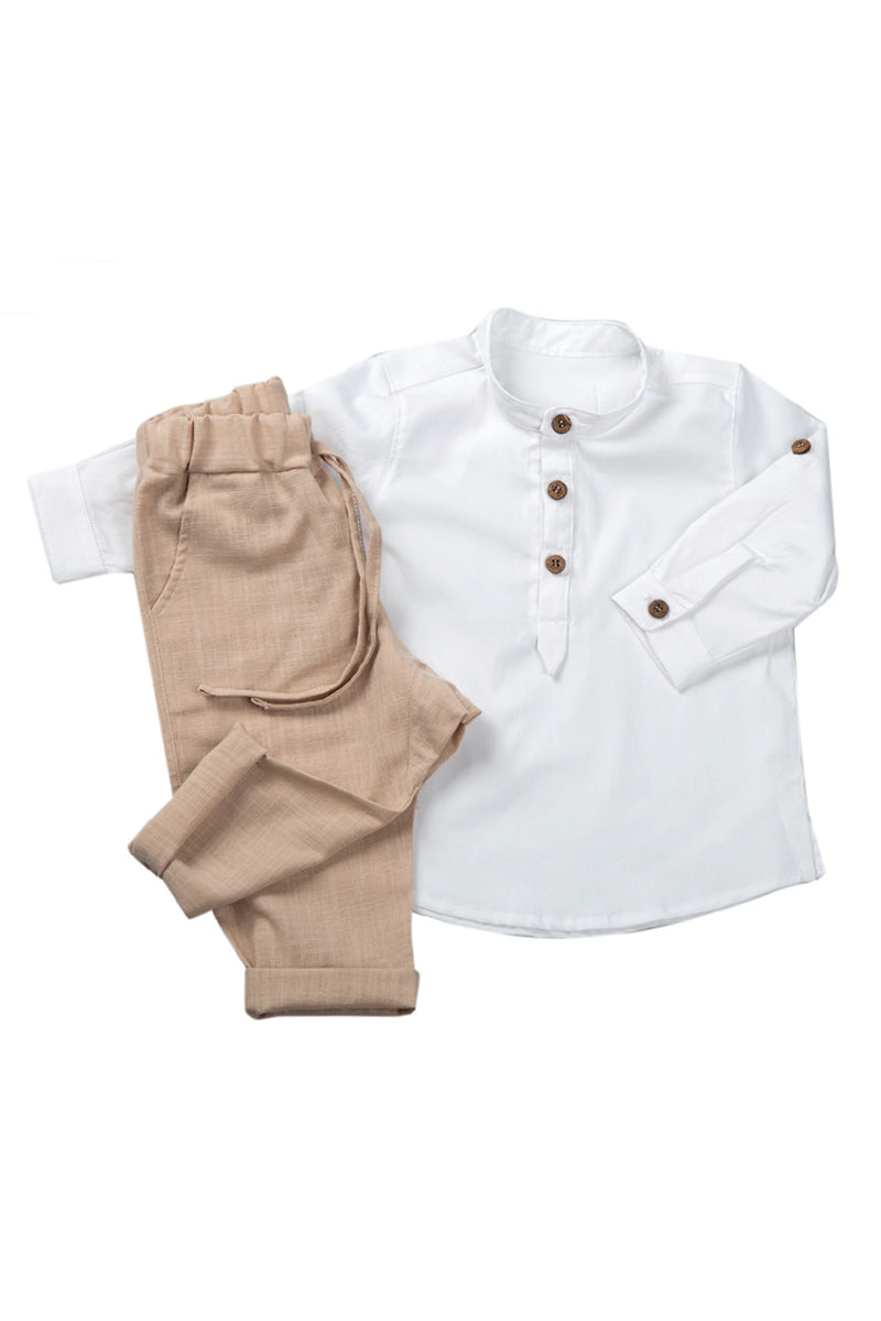 Completo 2 pezzi: Camicia in tela di cotone con collo coreana, fenda e bottoncini in contrasto + pantalone modello morbido con coulisse e tasche