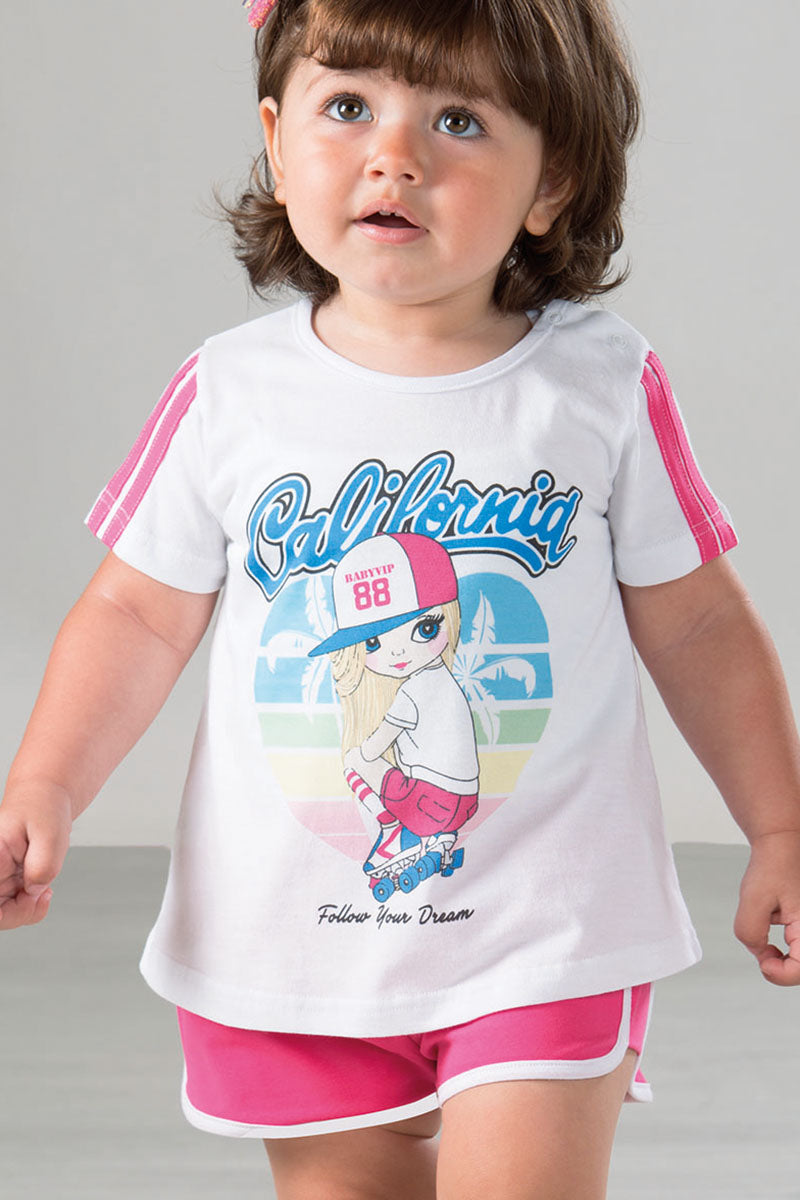 Completo 2 pezzi: T-shirt 100% cotone con stampa e bande su maniche + short in cotone elasticizzato con profilo in contrasto