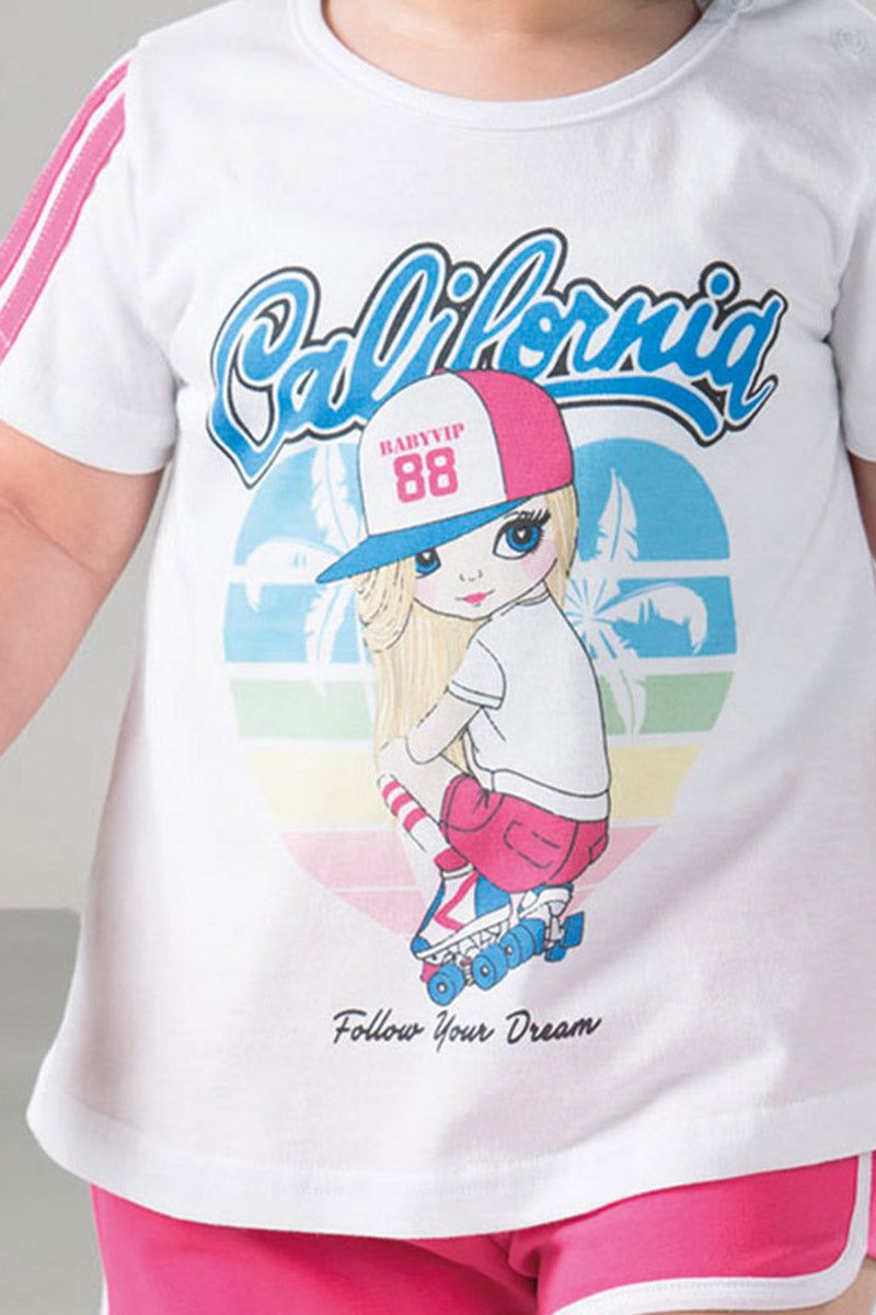 Completo 2 pezzi: T-shirt 100% cotone con stampa e bande su maniche + short in cotone elasticizzato con profilo in contrasto