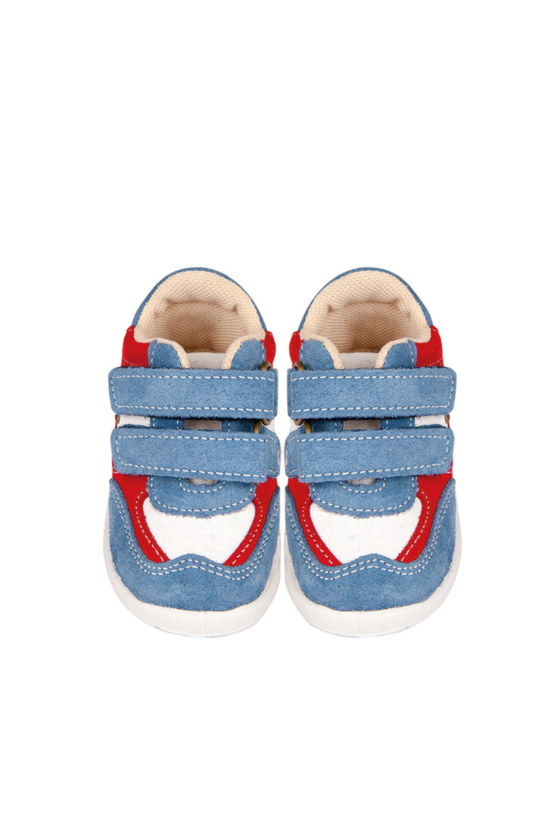 Scarpina con chiusura in velcro e borchie