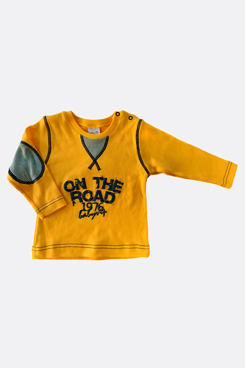 T-shirt manica lunga in cotone con stampa a rilievo ed abbottonatura sulla spalla