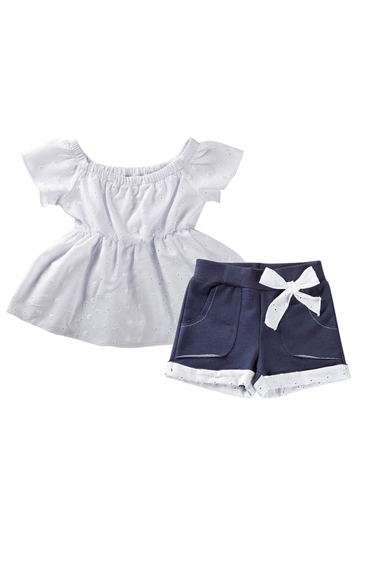 Completo 2 pezzi con top in tela sangallo più shots in jeans elasticizzato con inserti in sangallo