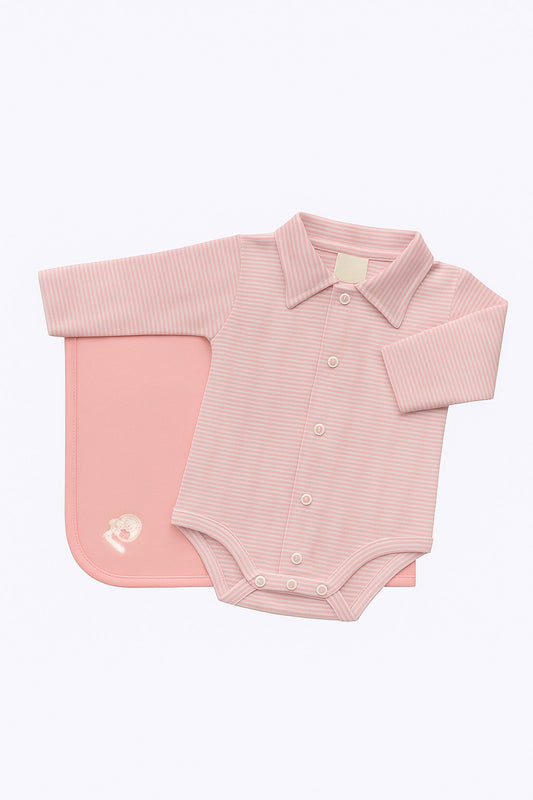 Pacchetto nascita 2 pezzi con body rigato con colletto e copertina in cotone con stampa