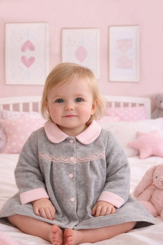 Vestaglia bimba in pile con strass e nastrino in contrasto coordinato