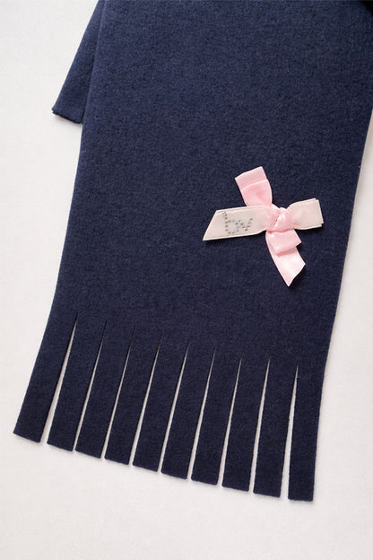 Sciarpa bimba con frange e fiocco rosa e strass