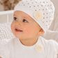 Cappellino in ciniglia a pois con applicazione