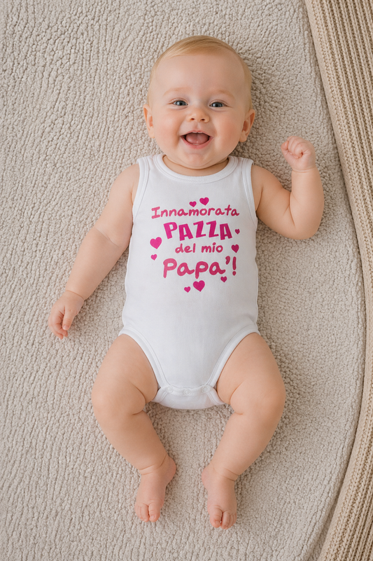 Body spalla larga in cotone con stampa "Innamorata pazza del mio papà!"