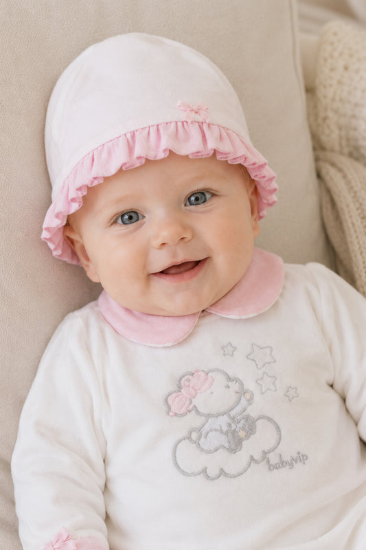 Cappellino in ciniglia con rouches