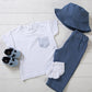 Completo 2 pezzi: T-shirt in cotone jersey con taschino in tela fantasia balene - Pantalone in tela jeans con tasche