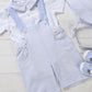 Body a camicia in jersey elasticizzato con colletto goffrato e Salopette in tela di cotone millerighe con bretelle in tela di cotone in contrasto
