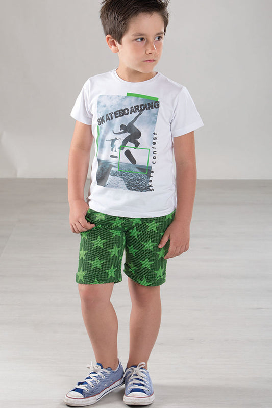Completo mezza manica in cotone elasticizzato con stampa e pantaloncino in felpina fantasia stelle con risvolti e tasche