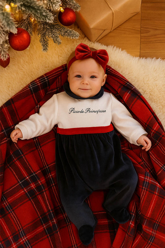 Tutina neonata in ciniglia con ricamo "Piccola Principessa" e nastro in velluto rosso